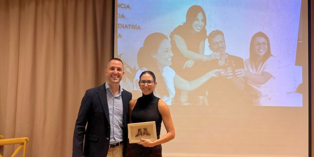 El futuro de las sonrisas, a debate en Huesca: Jacobo Quintas,  jornada de estética dental.